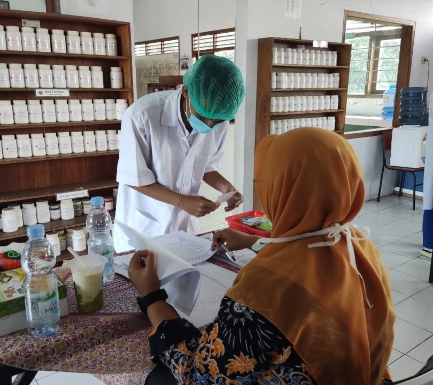 Simulasi Pelayanan Asisten Kefarmasian di Apotek